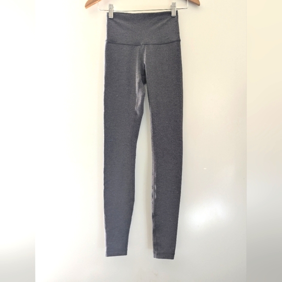 lululemon athletica Pants - Lululemon Wunder Under Hi-Rise Tight Luxtreme 28" Heathered Black size 4 G